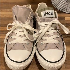 Converse size 8 women’s shoes